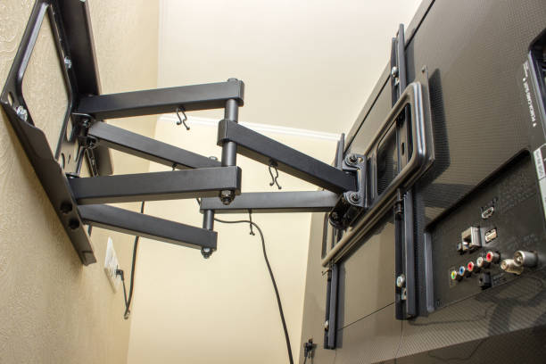 How Safe to Wall Mount a TV? 6 Safe Places to Mount a TV